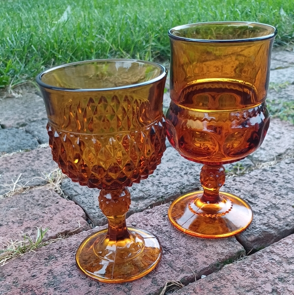 Vintage Other - Vintage 70s Indiana Glass diamond & kings crown dark amber glass cups goblets